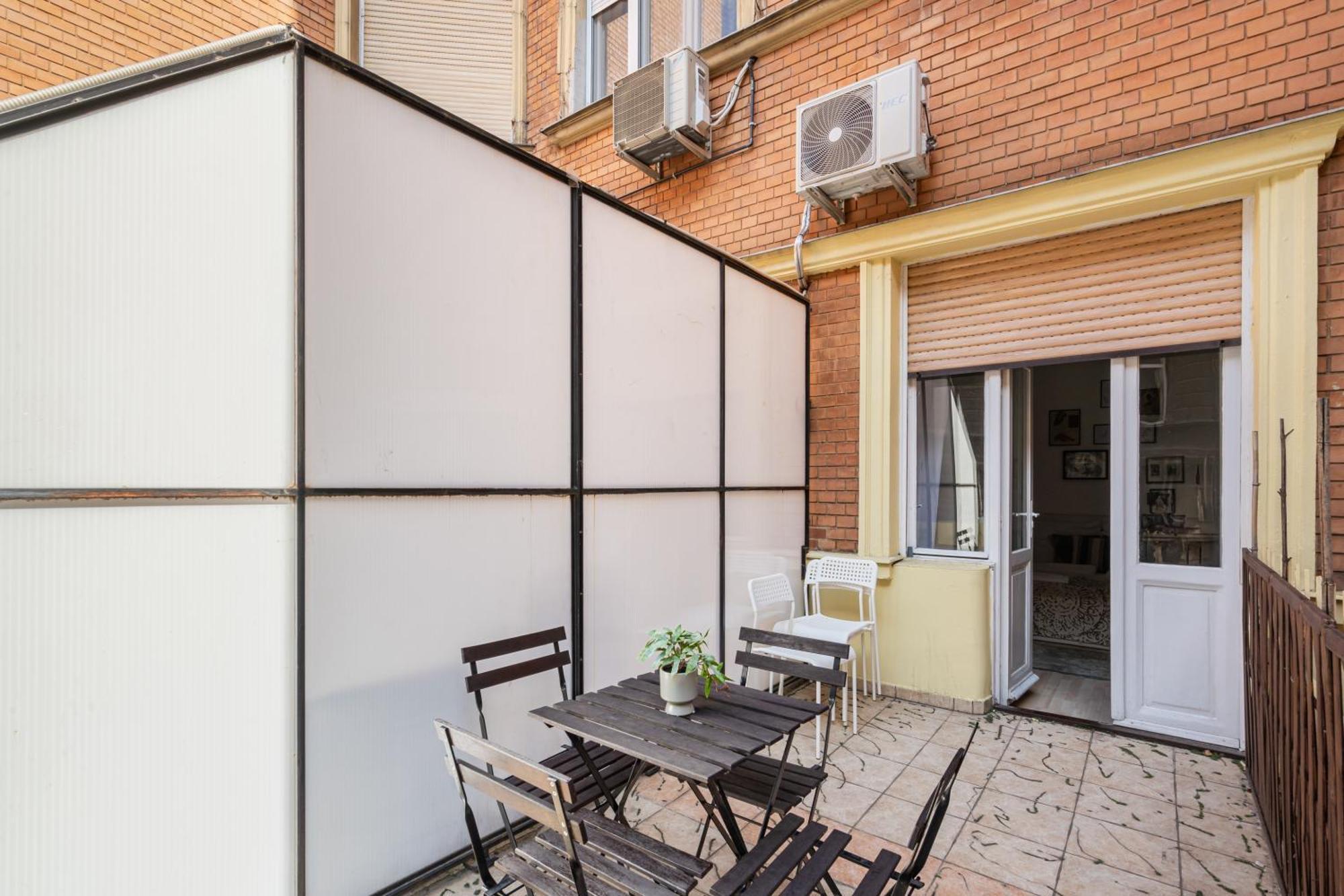 Ferienwohnung Gleaming Wise Studio Budapest Exterior foto